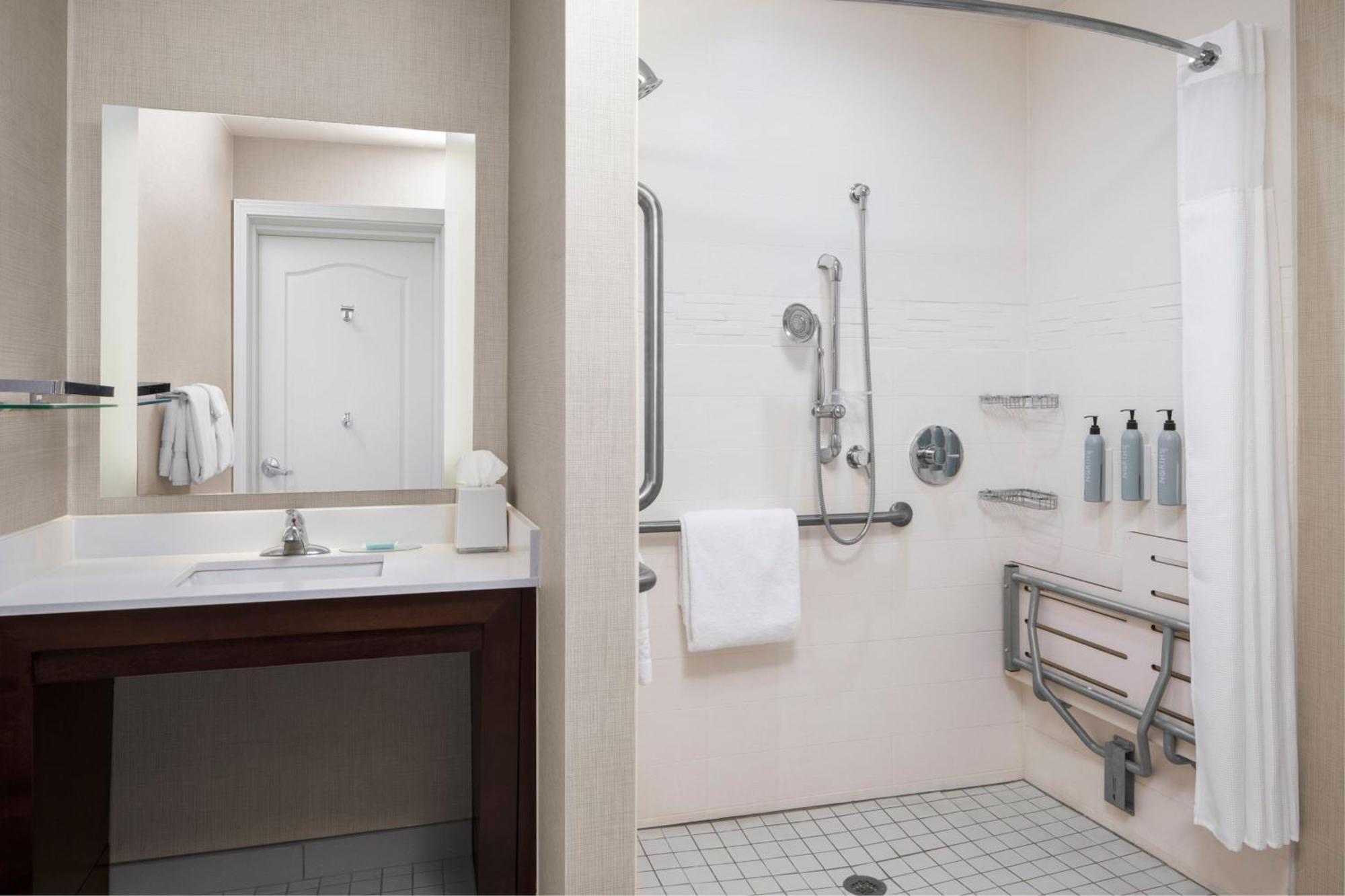 Residence Inn By Marriott Wheeling/St. Clairsville Bagian luar foto