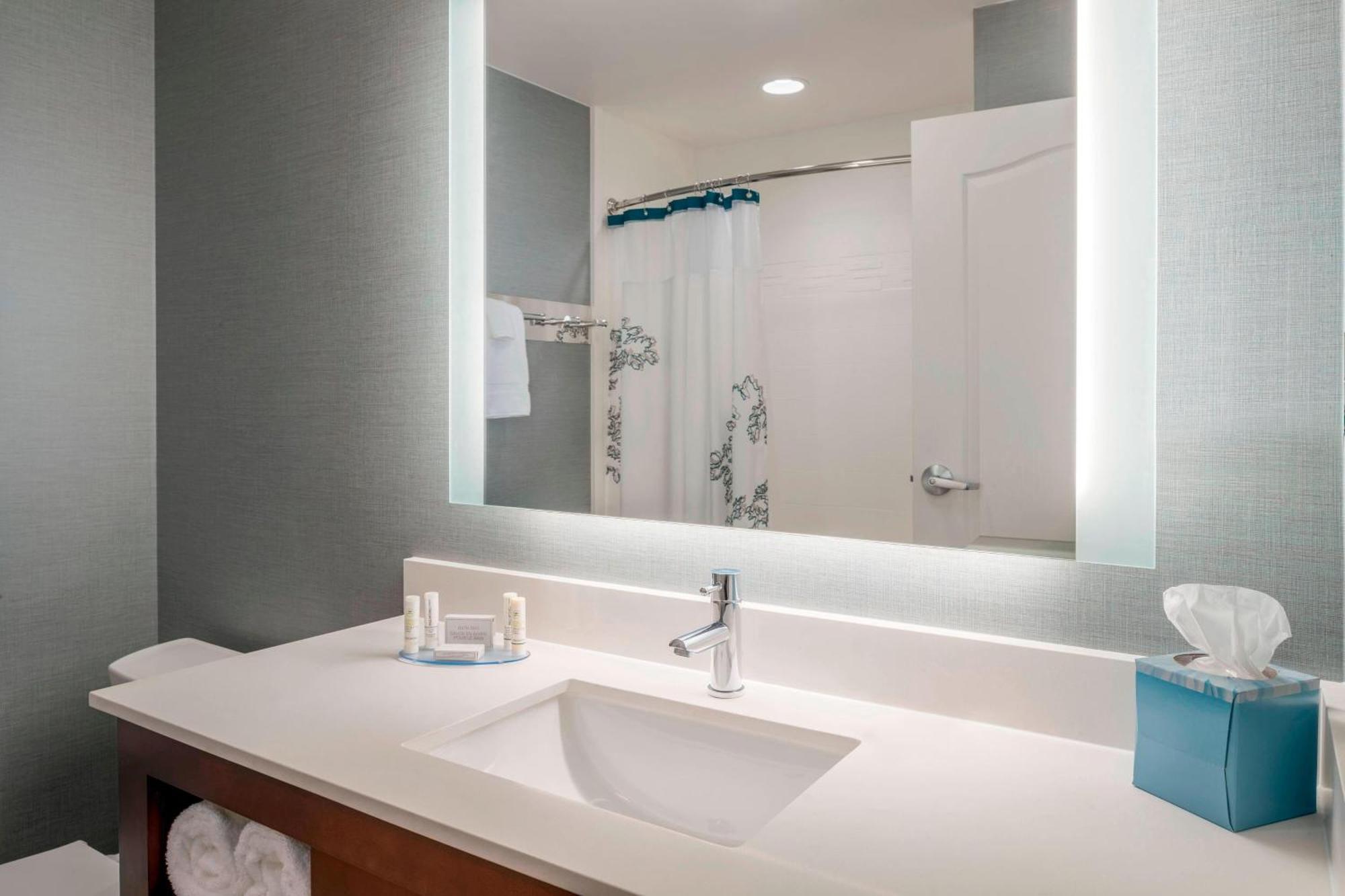 Residence Inn By Marriott Wheeling/St. Clairsville Bagian luar foto